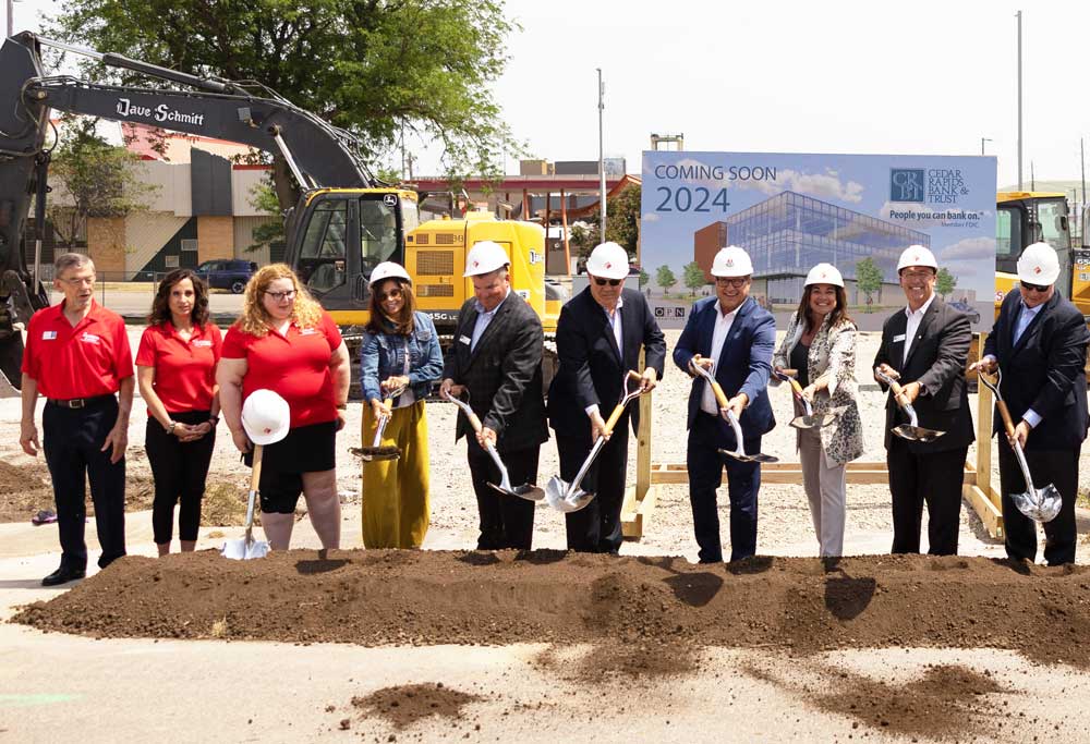 Ambassadors participate in CRBT Ribbon Cutting in 2023