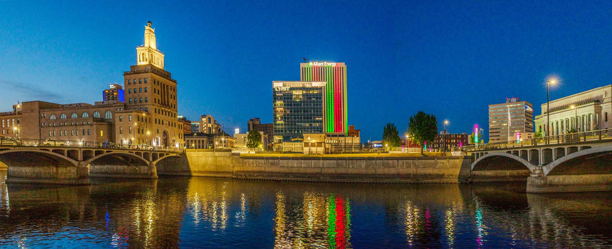 Cedar Rapids Skyline and River