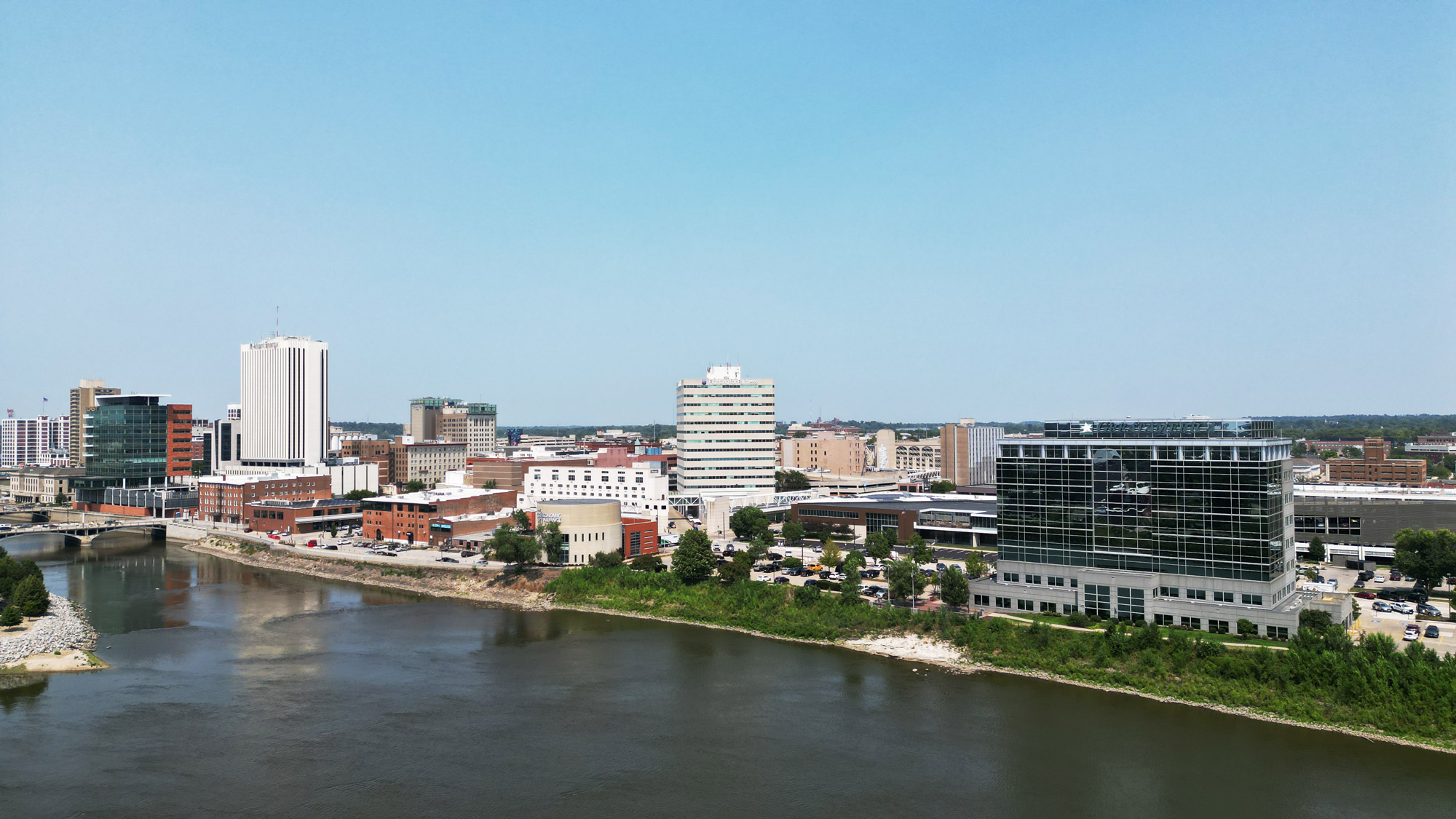 Cedar Rapids Metro Economic Alliance on Banks of Cedar River